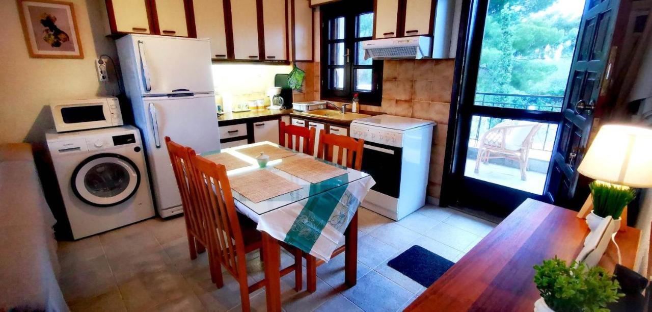 Golden Summer Apartment Nea Fokea Luaran gambar