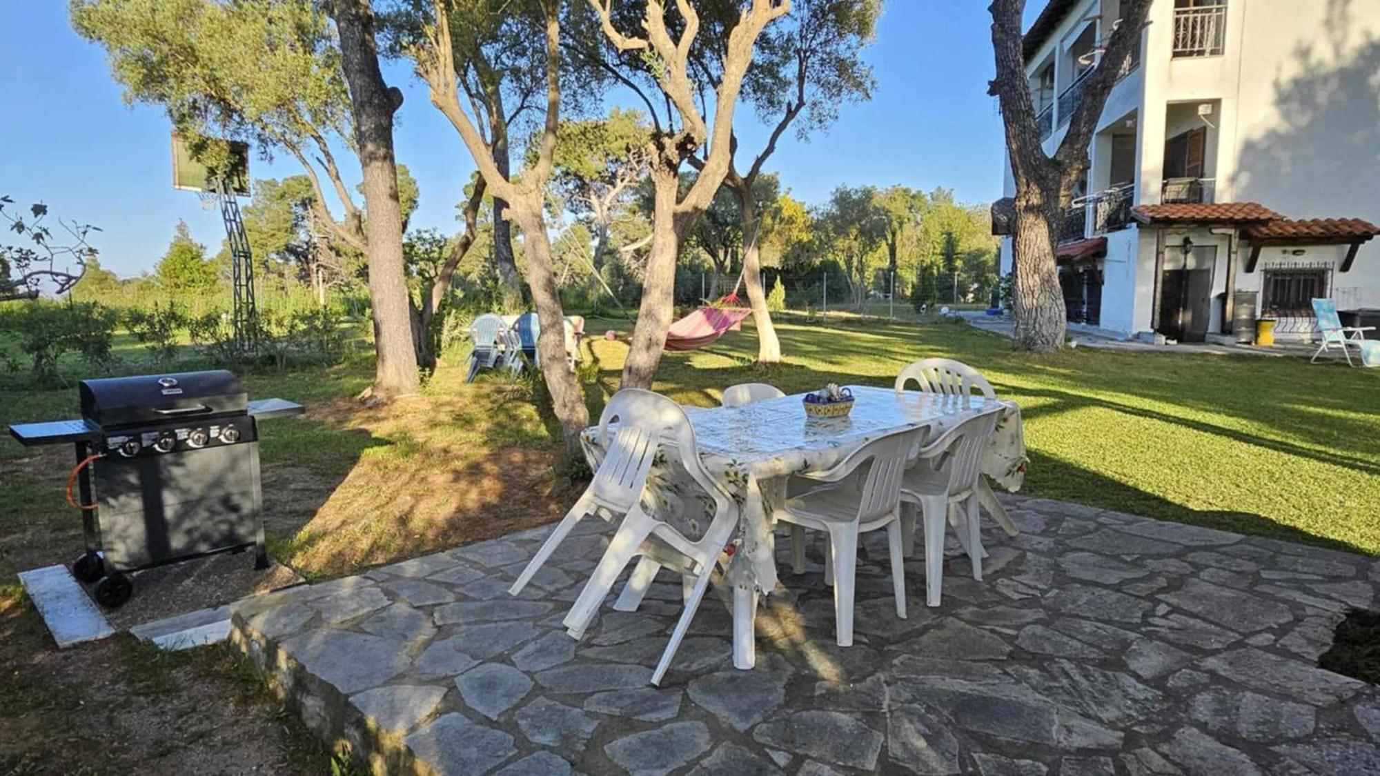 Golden Summer Apartment Nea Fokea Luaran gambar